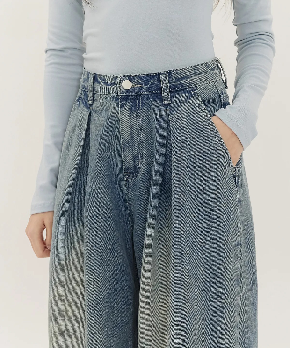 JINMANIA Inverted Pintuck Balloon Fit Wide Denim Pants