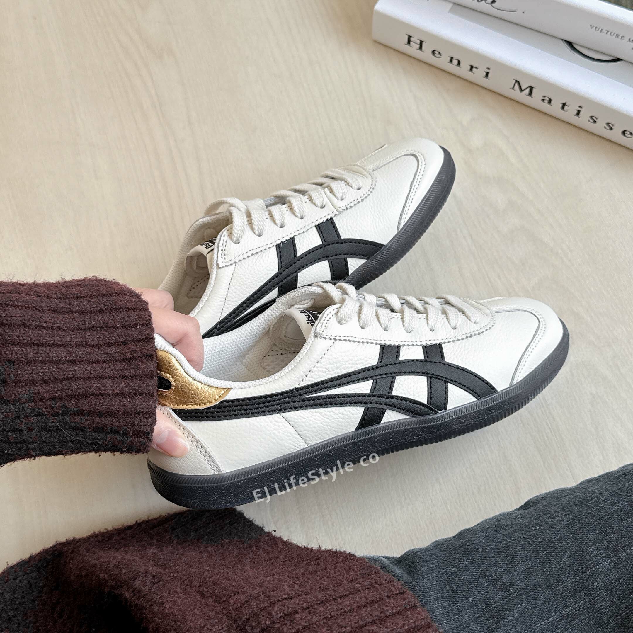 Onitsuka Tiger Tokuten 鬼塚虎 德訓鞋 巧克力底 黑白 金尾 男女鞋 1183B938-100 / 預購