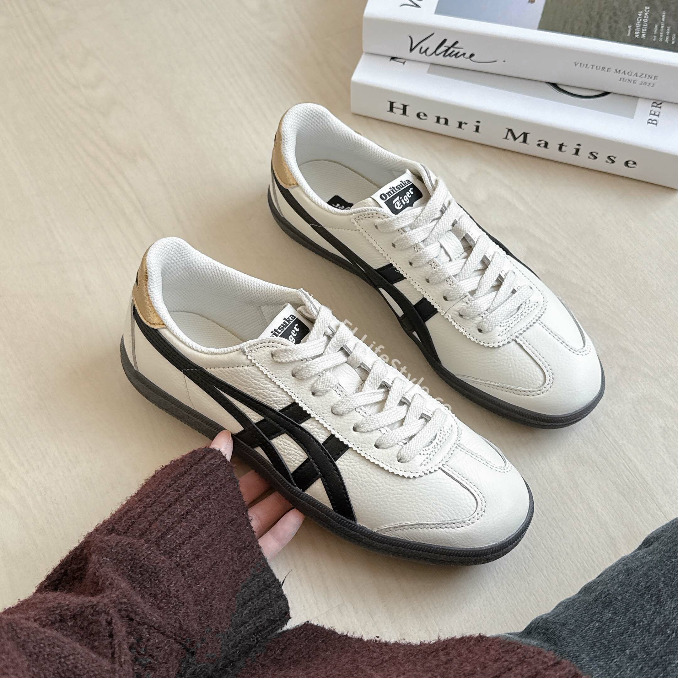 Onitsuka Tiger Tokuten 鬼塚虎 德訓鞋 巧克力底 黑白 金尾 男女鞋 1183B938-100 / 預購