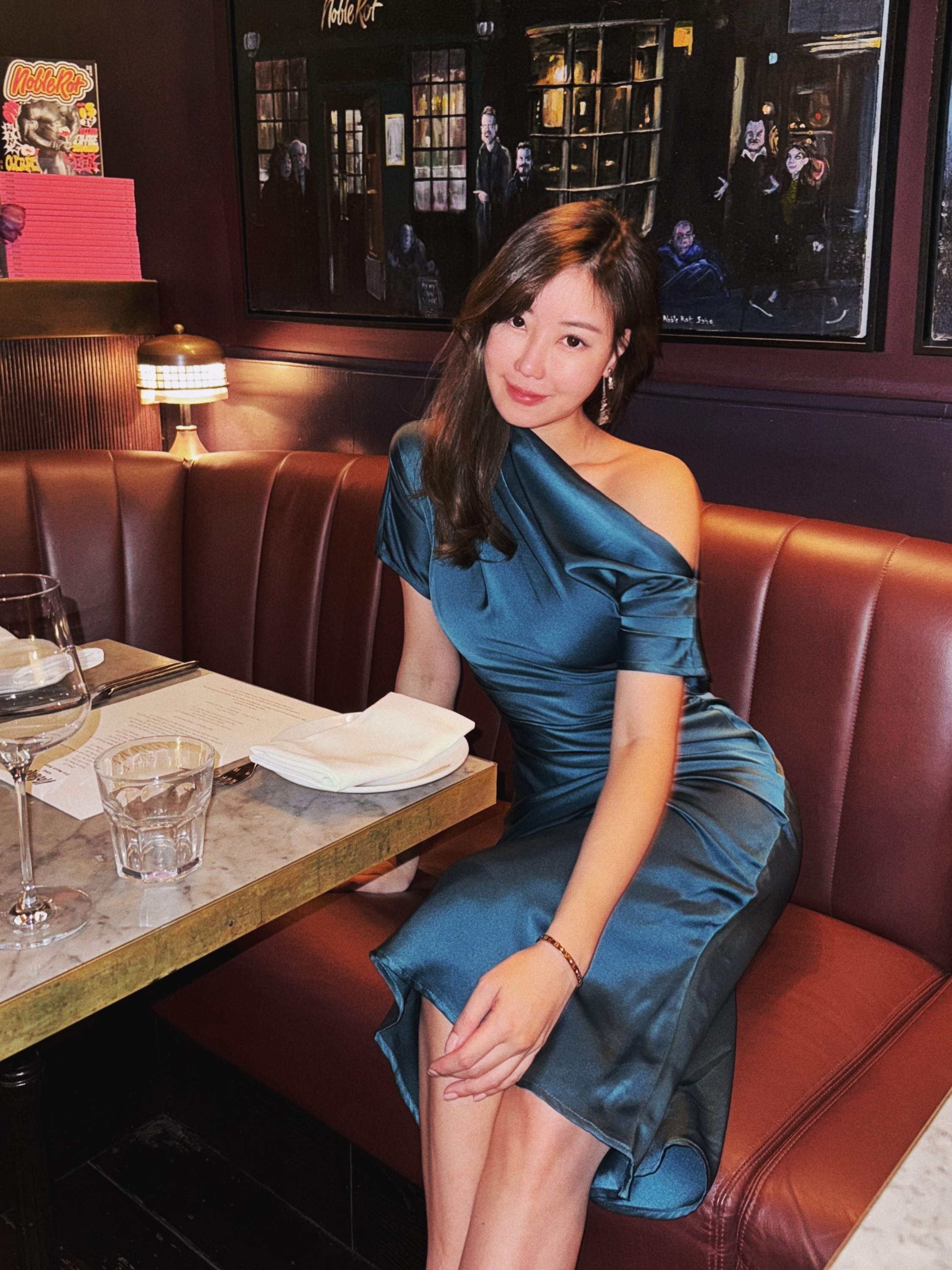 Gleam 流光盛宴 緞面抓皺修身洋裝