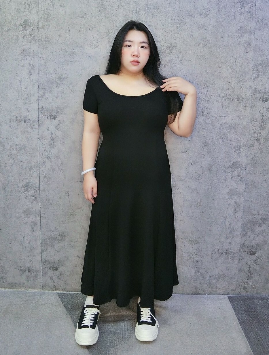 露背大U領氣質長洋