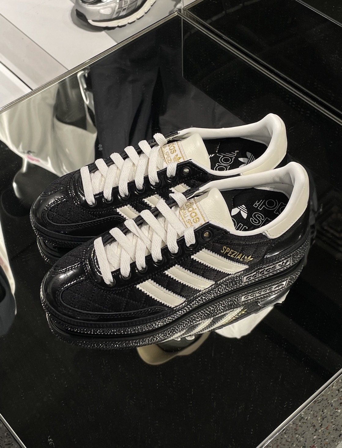 Adidas Originals HANDBALL SPEZIAL 小香 板鞋 男女 黑白 JP5669