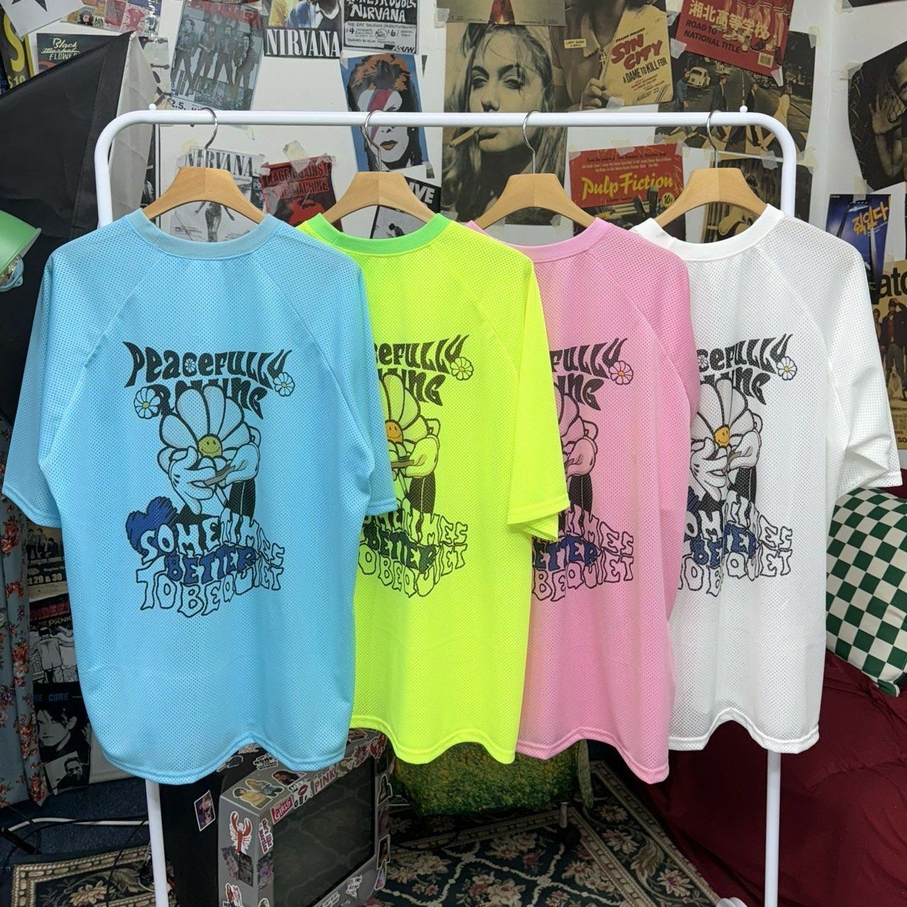 網紋花花圖案英文字短袖Tee BY ATTENTION-368T