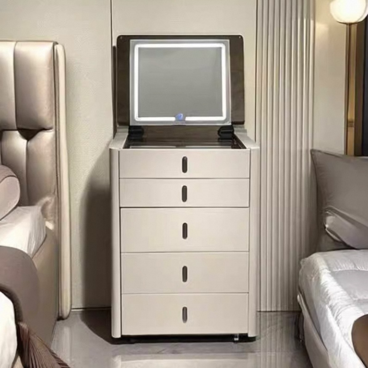 可移動梳妝桌椅 木色 自帶輪子 化妝桌 梳妝台 高顏質家具