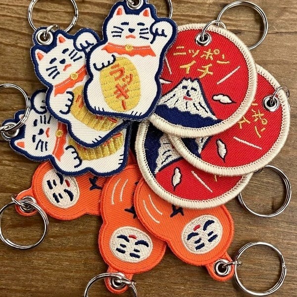 預購┃NEW RETRO × BEAMS JAPAN / 別注 招財貓 富士山 達摩 縁起物 刺繡 鑰匙圈