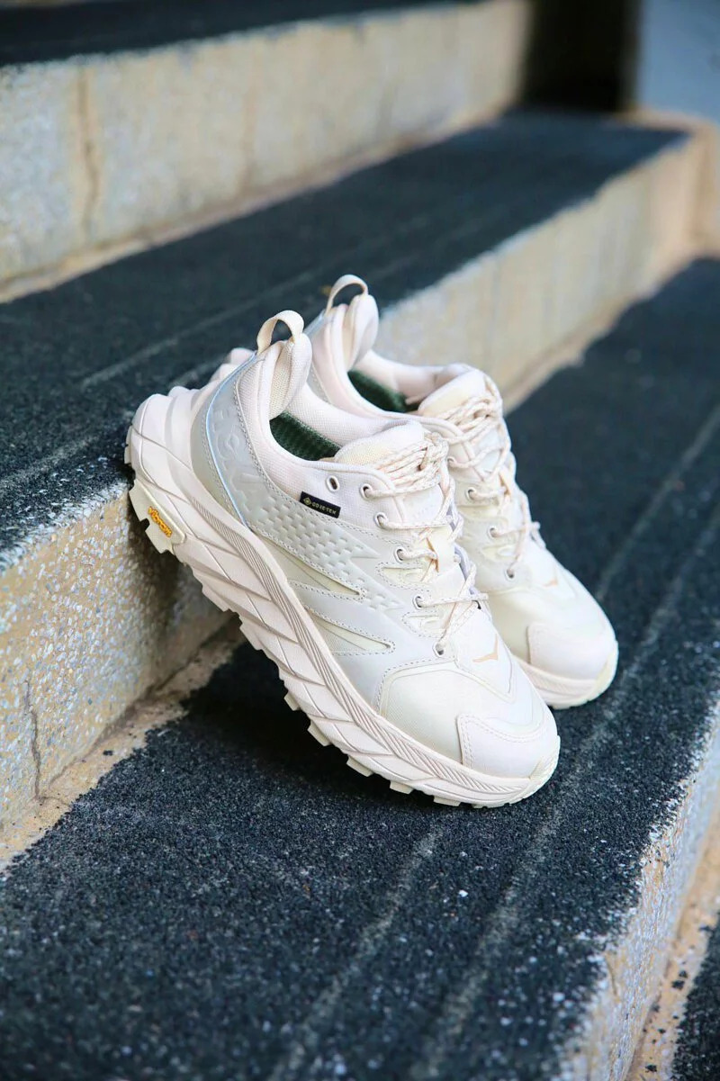 Hoka One One