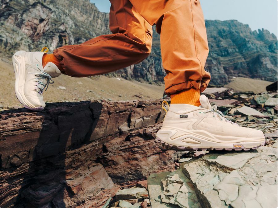HOKA行山鞋