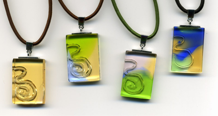 鹿港窯水晶琉璃｜浪花項鍊 創新設計勇往直前開運納福