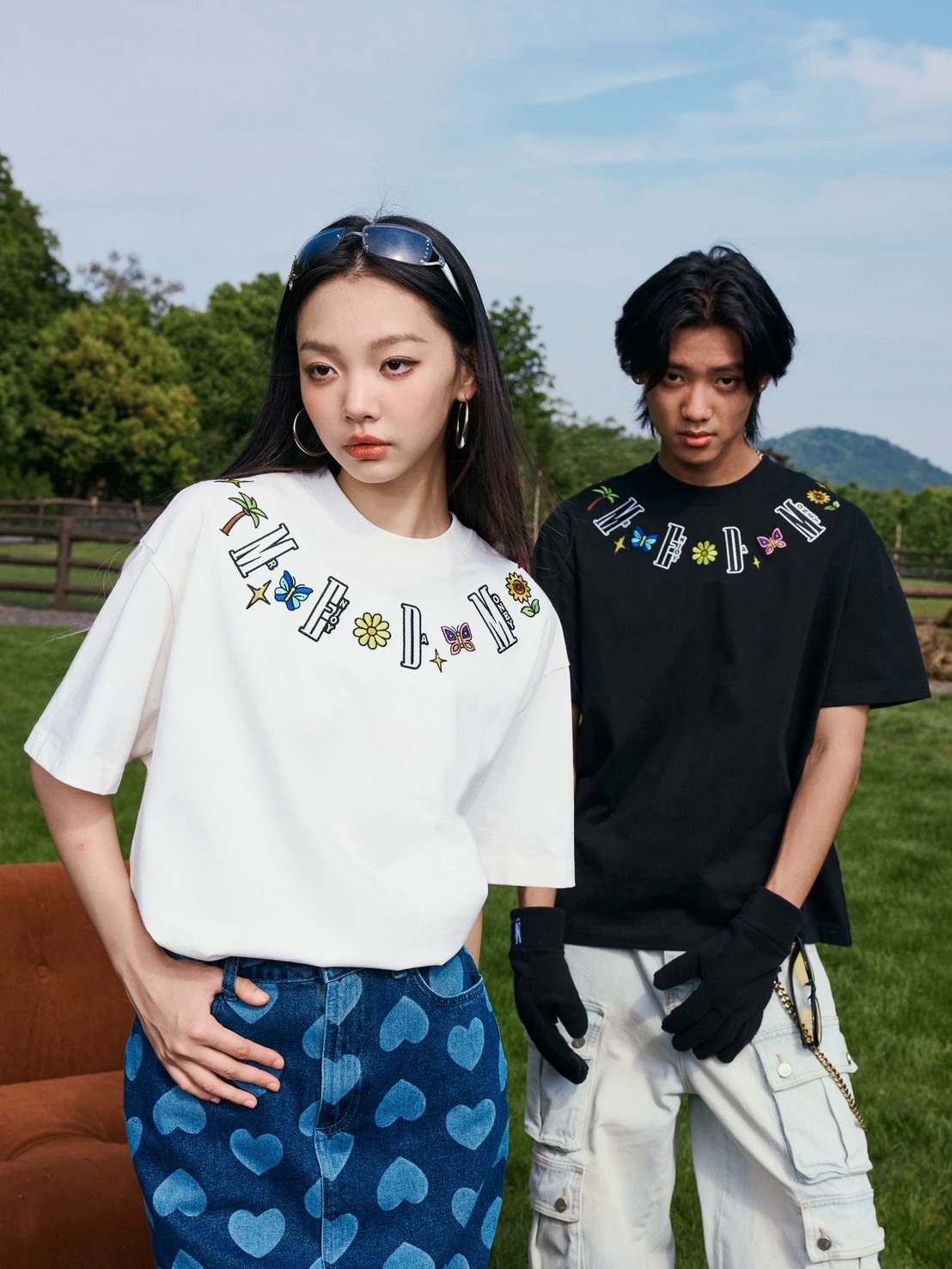 MEDM 蝴蝶花卉 項鍊刺繡 短袖 T