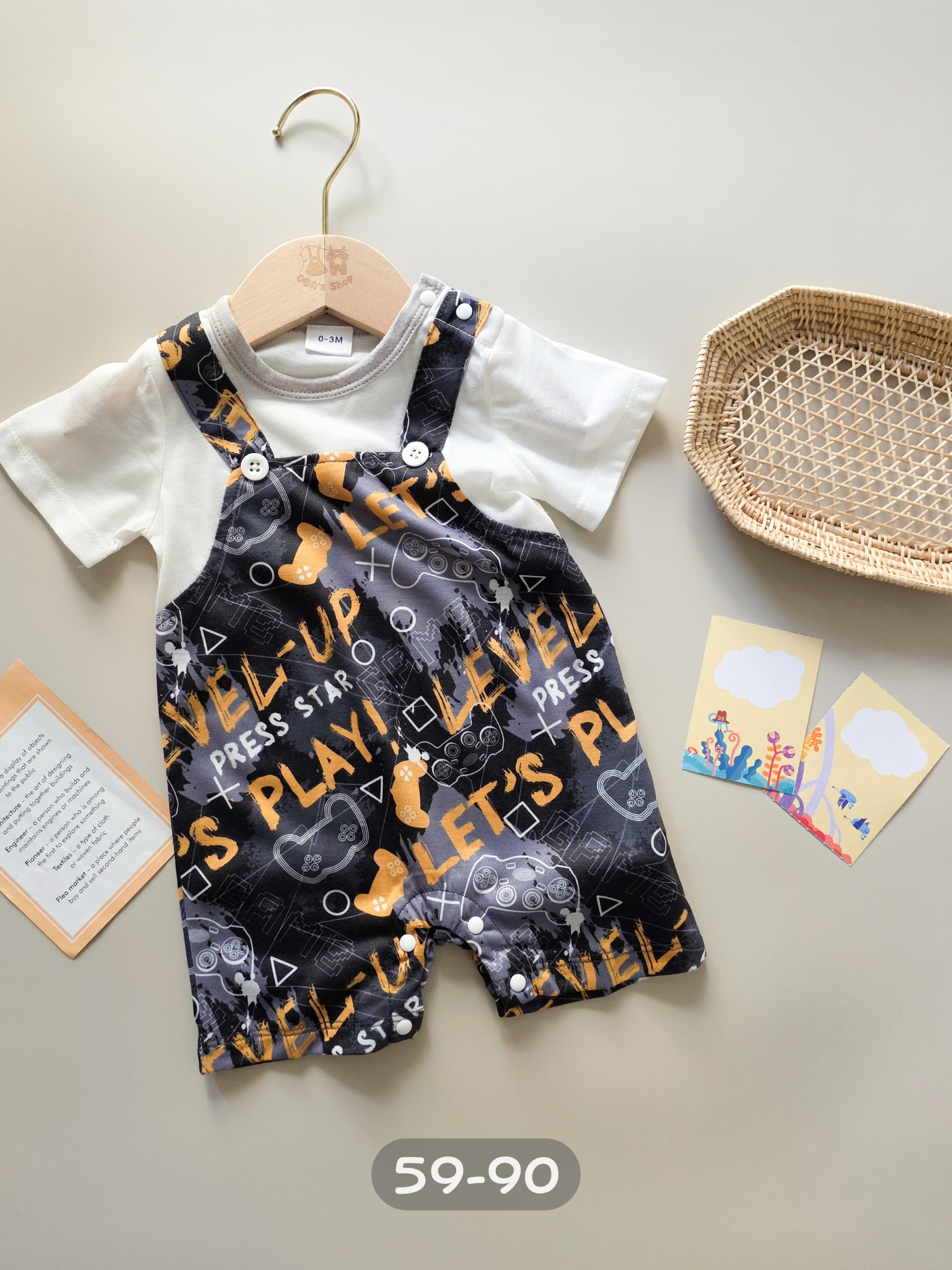 電玩字母假兩件 短袖連身衣