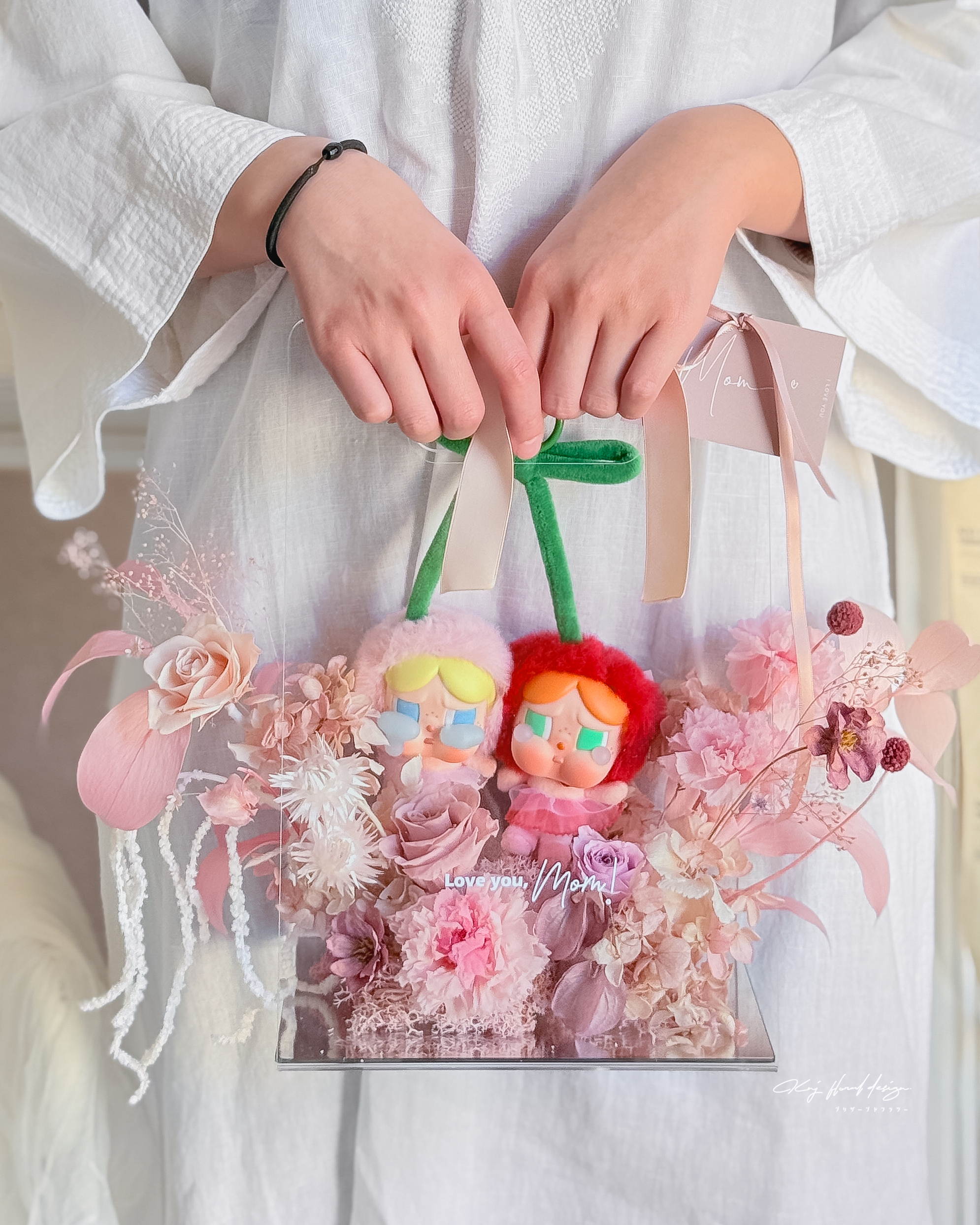 CRYBABY 櫻桃手提永生花禮
