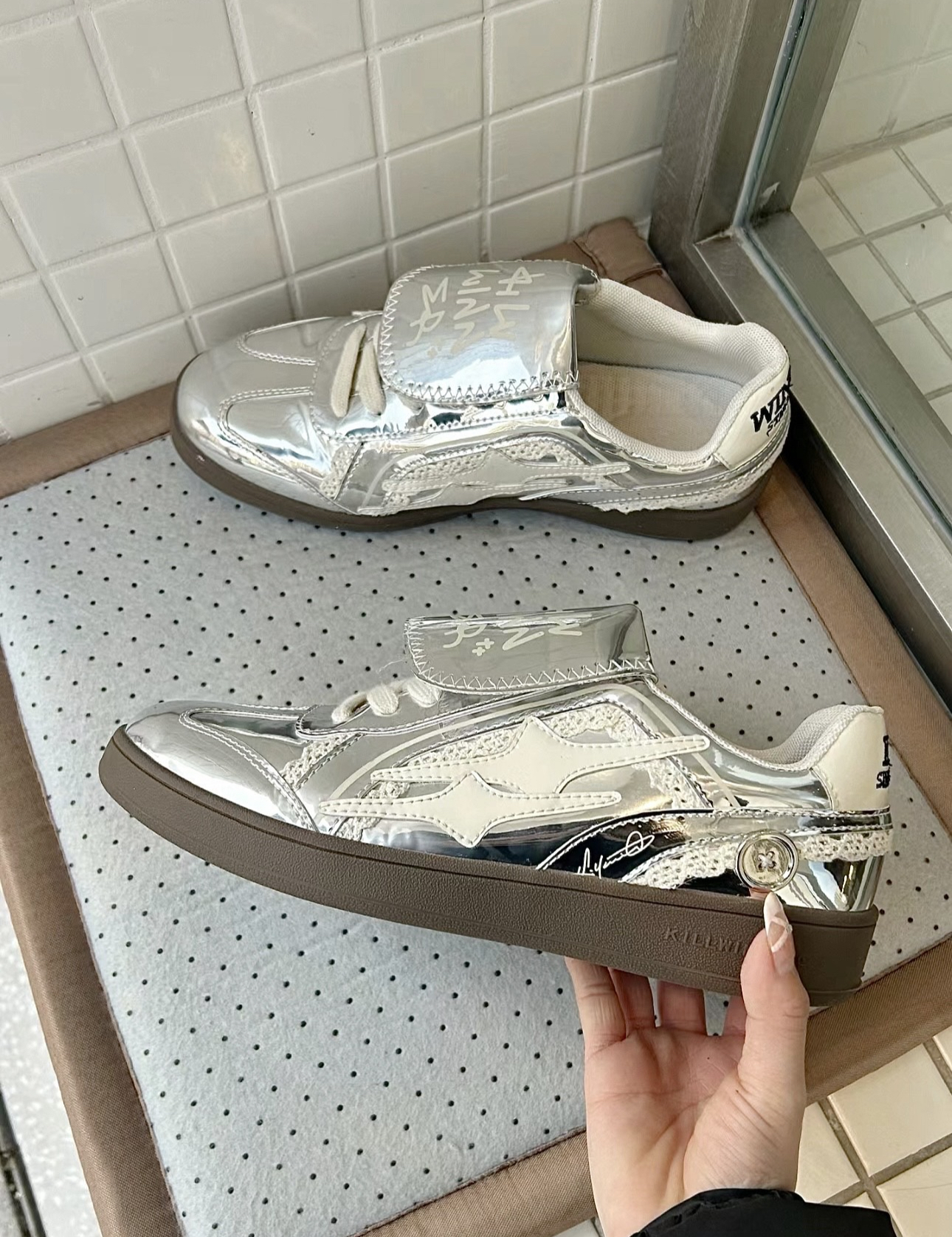 KILLWINNER SHOOTING STAR 張員瑛同款德訓鞋 水銀色蕾絲