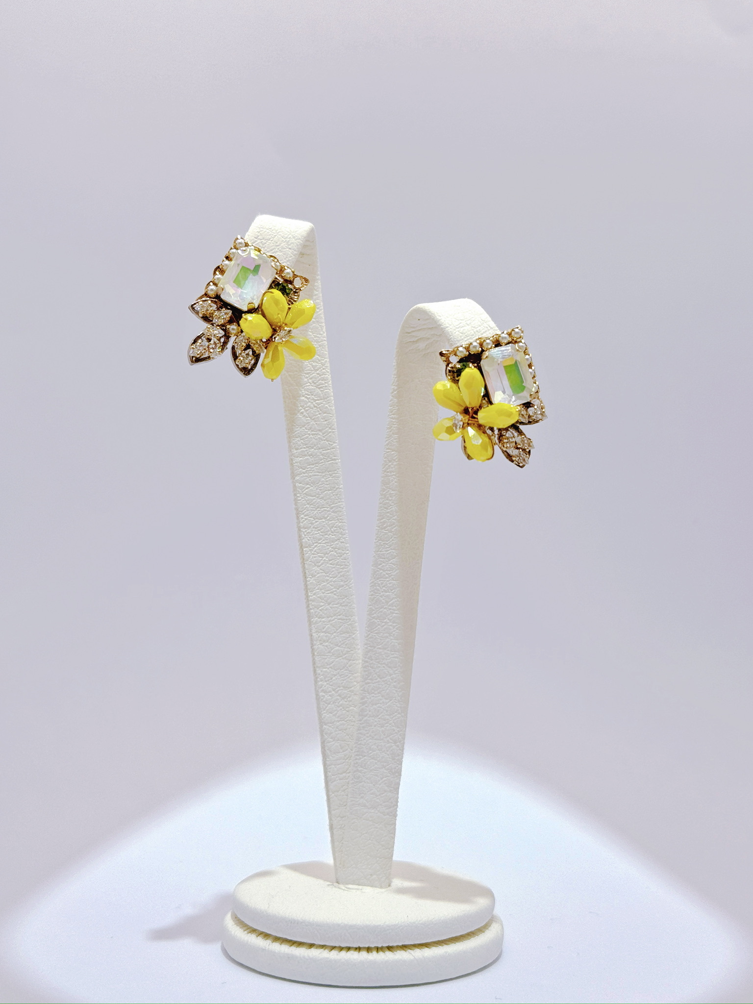 AC0307 Handmade crystal earrings