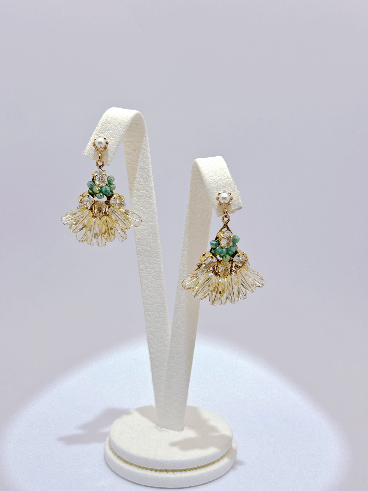 AC0325 Handmade crystal earrings