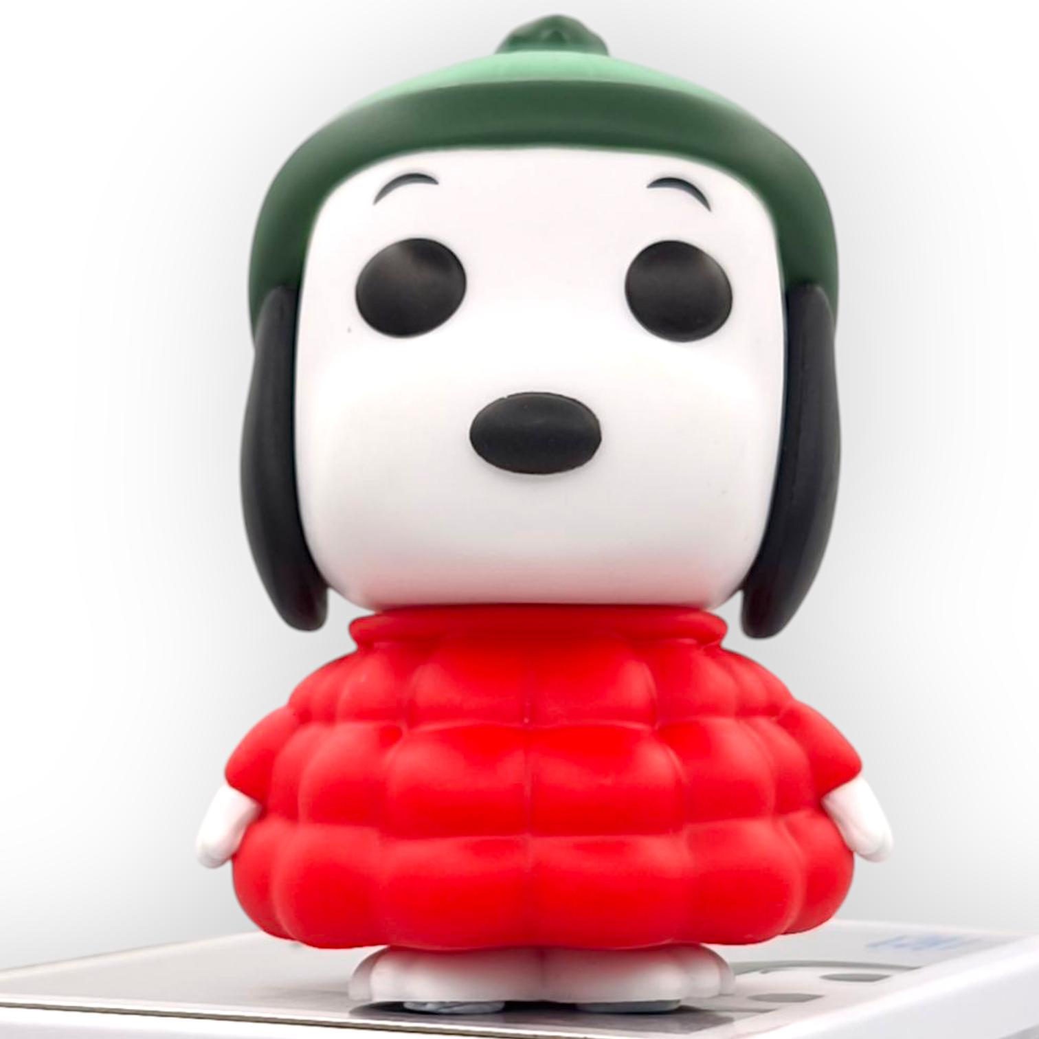 FUNKO POP<花生漫畫>史路比_紅色大衣-No.1681