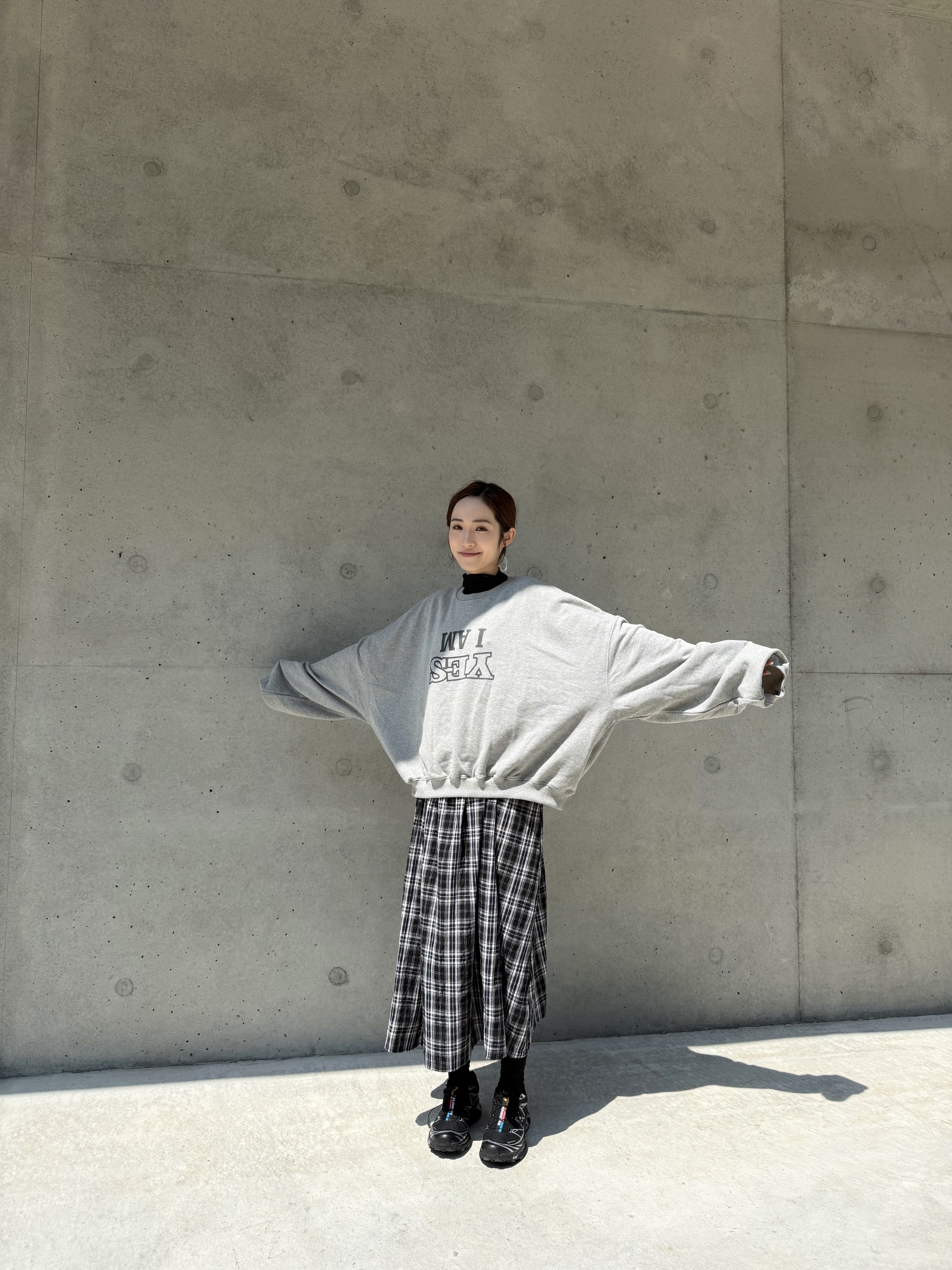 靚色倒字母OVERSIZE 衛衣