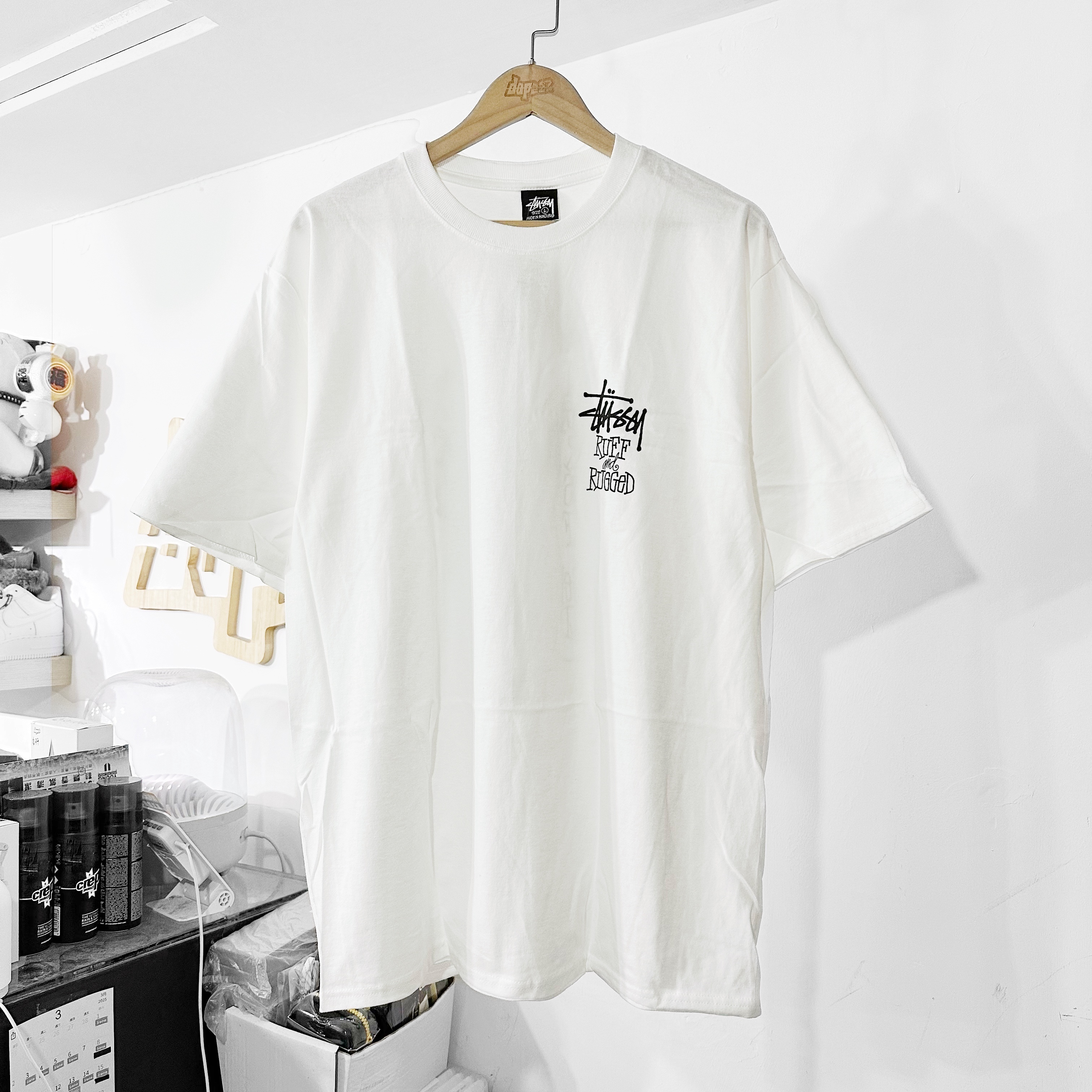 STUSSY WELL SUITED TEE  WHITE