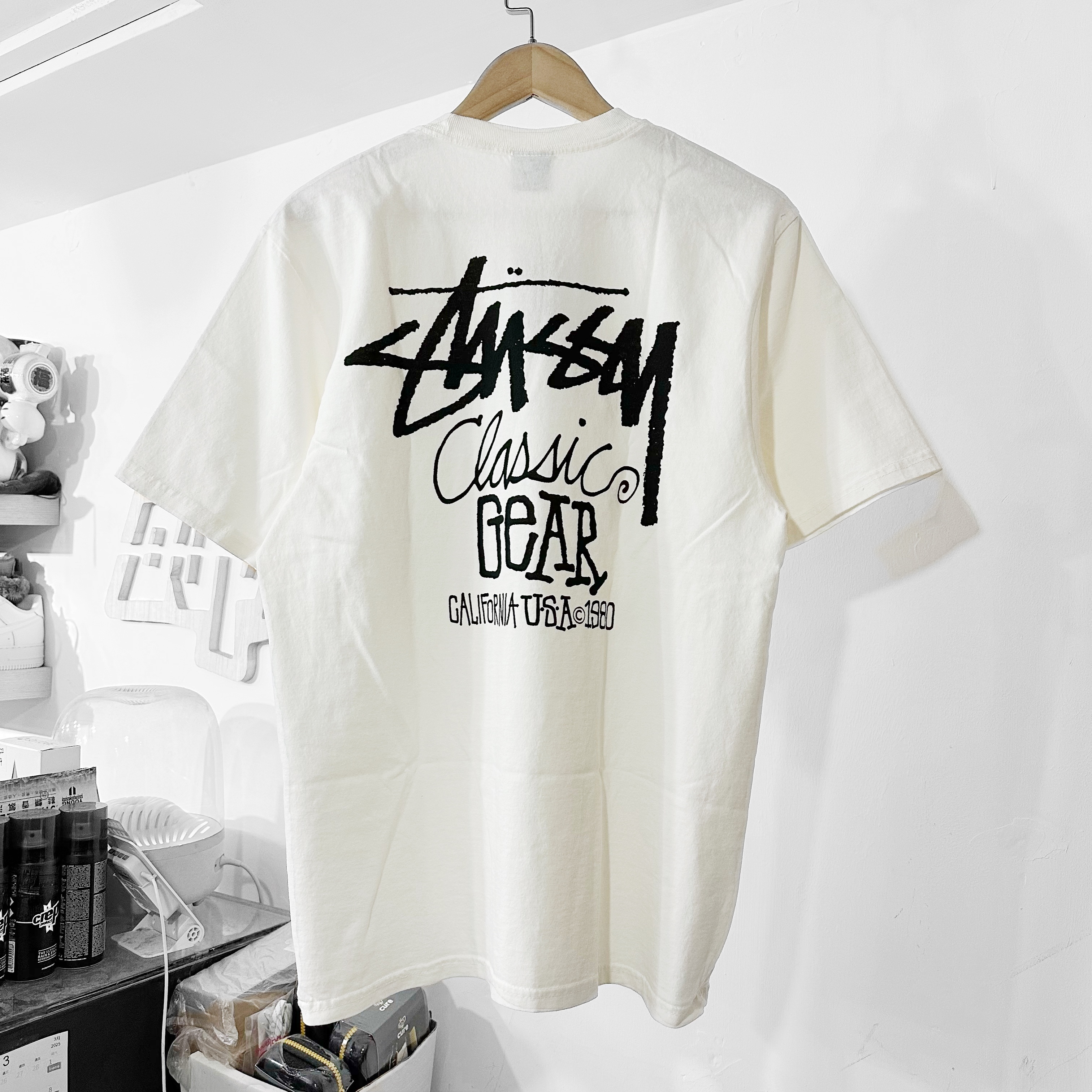 ★関税込★Stussy★CLASSIC GEAR TEE PIGMENT DYED★NATURAL★ Classic Gear Ls Tee Pigment Dyed – Natural | Tees | Stüssy