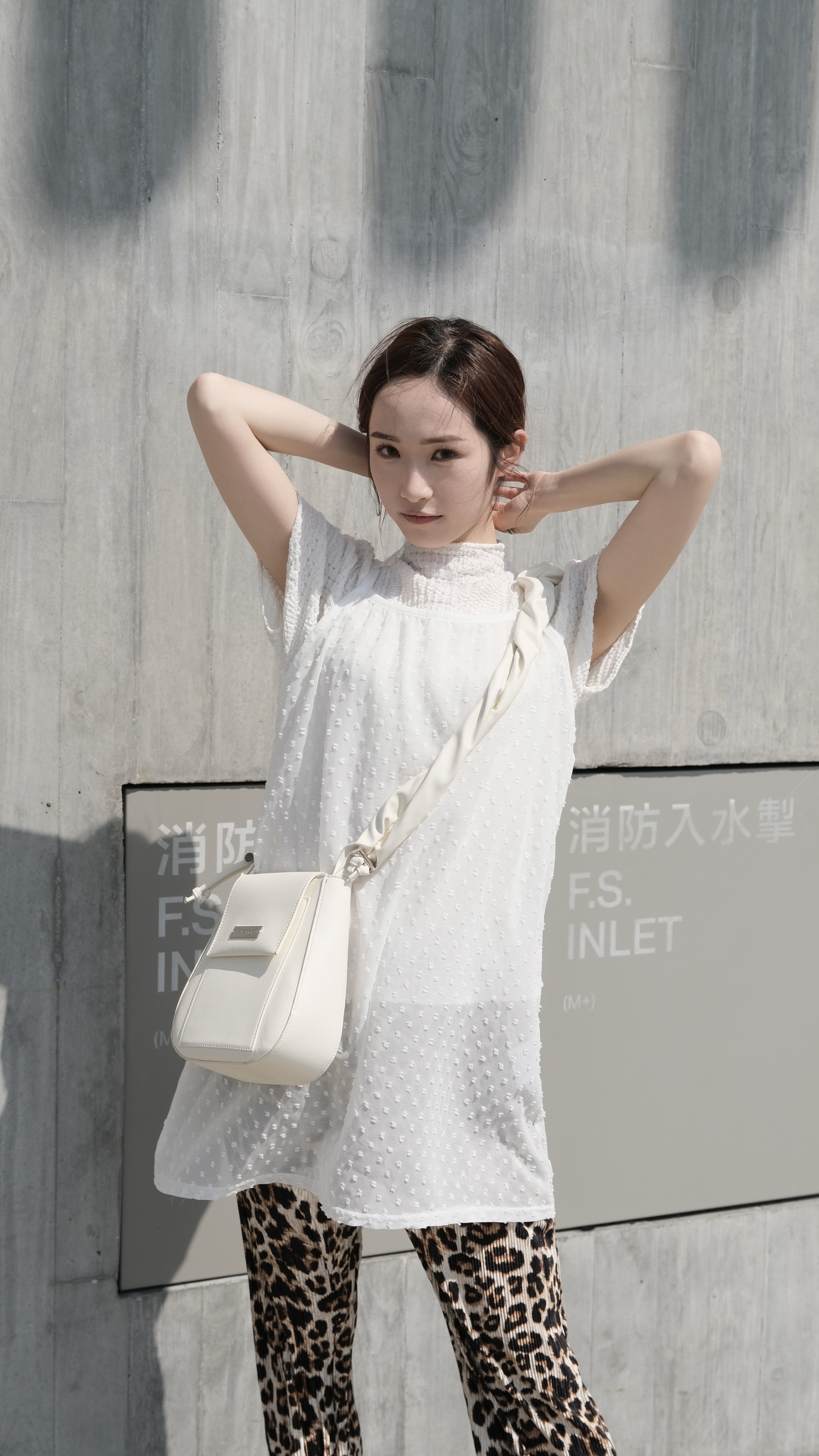 透明點點吊帶Layer