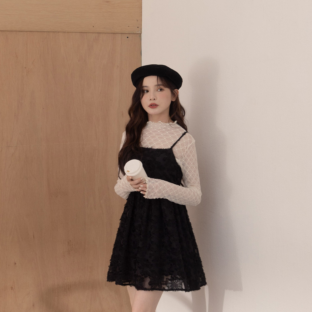 Feather lace back hollow tie short dress, two colors for sale【01086979】in stock+pre-order