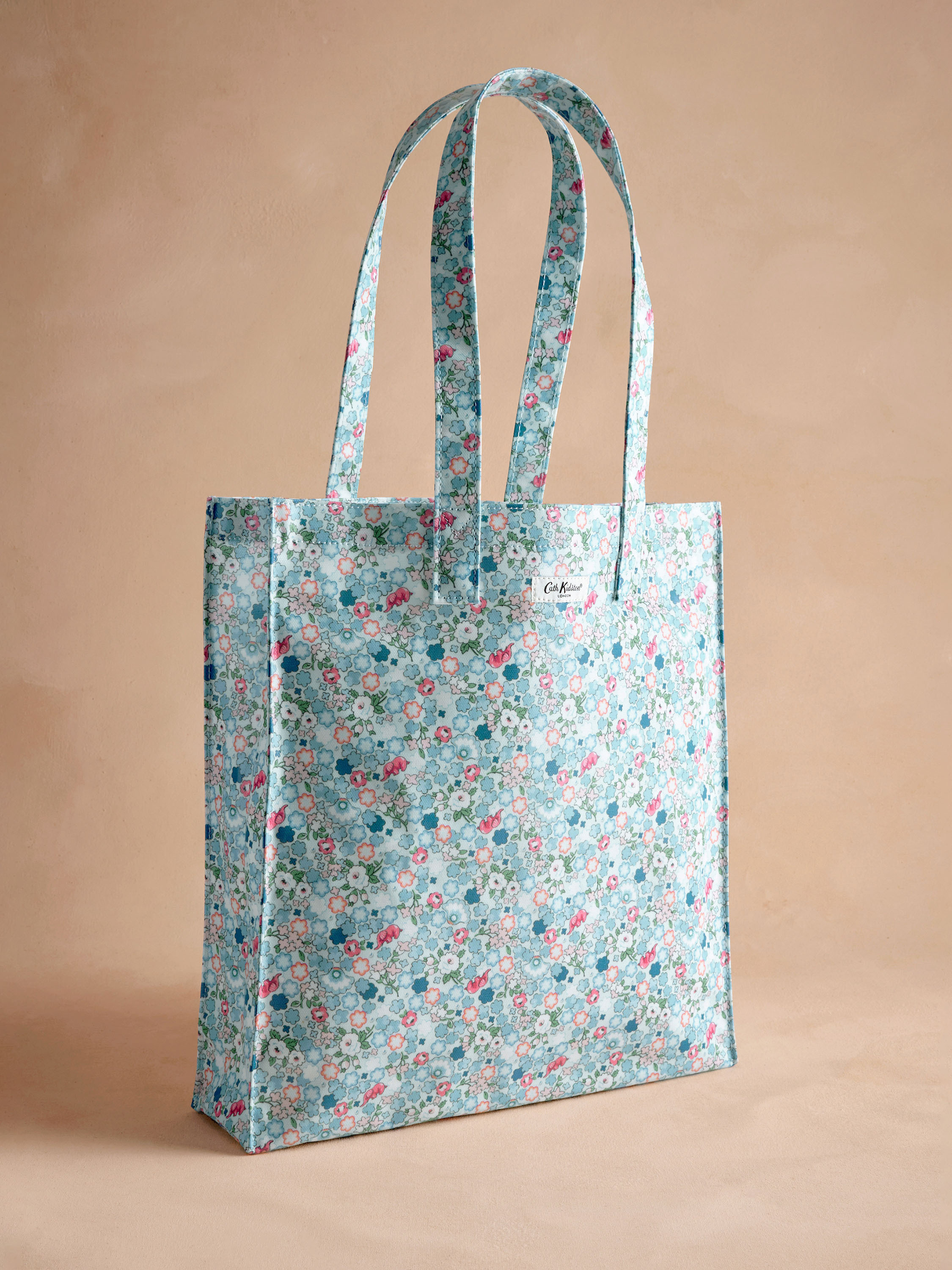 Dreamers Ditsy 防潑水直式印花書袋