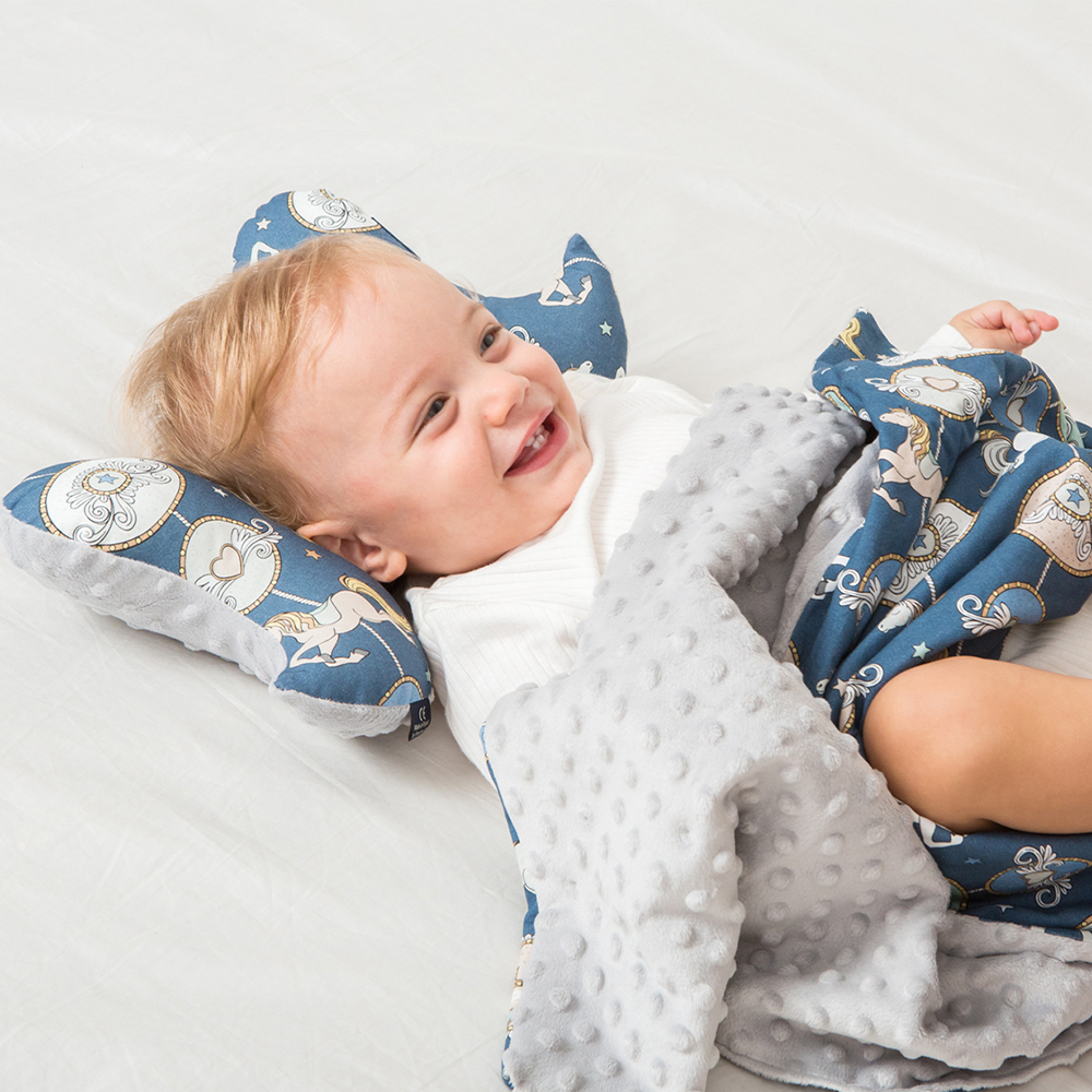 Gift DollBao 豆豆毯9號彌月禮盒 (巧柔豆豆毯標準款+天使枕)｜多款可選