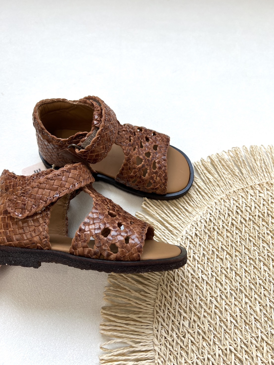 ANGULUS 度假魔鬼氈編織涼鞋 braided starter sandal with velcro-tan braid