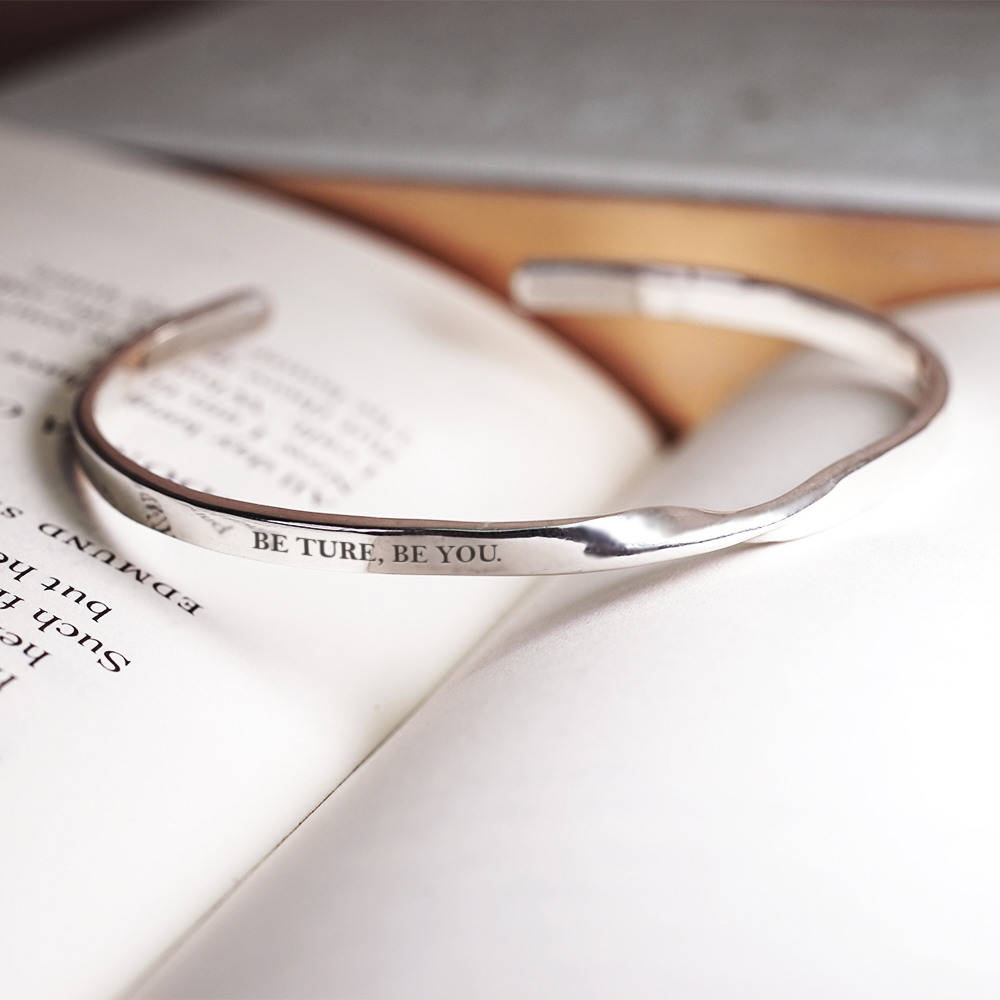 純銀刻字 迴旋扭結 925純銀手環 細版 開口式 C型手環 女生手環