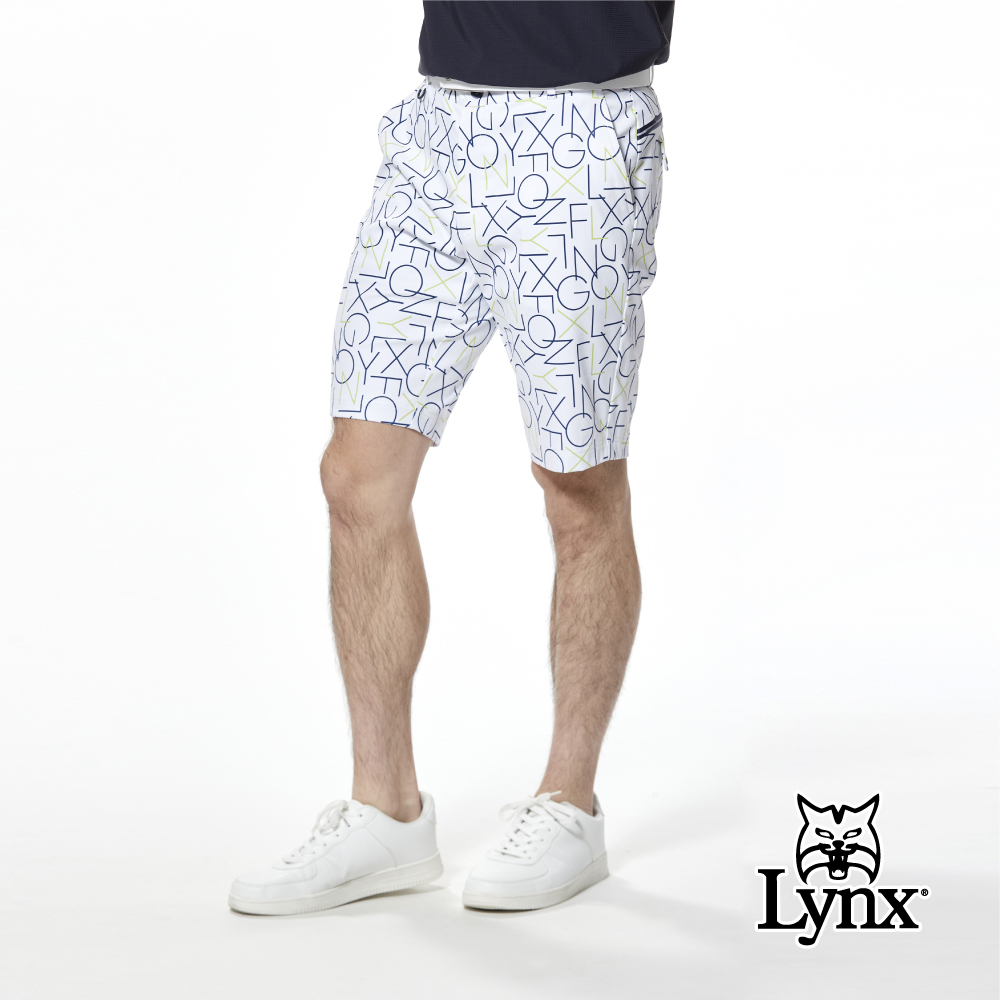 【Lynx Golf】防潑水排列印花織帶剪接山貓鉚釘口袋平口休閒短褲
