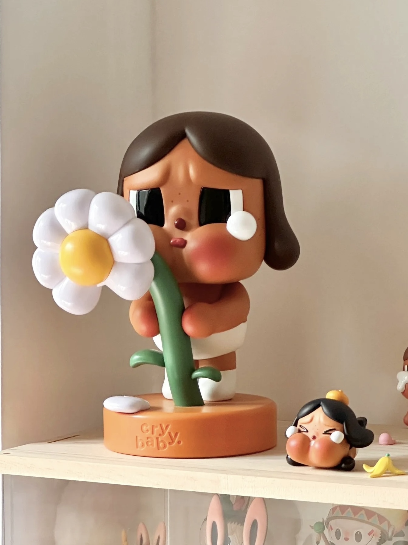 CRYBABY 哭娃 悲傷俱樂部 雛菊 花朵 花瓣 夜燈 小燈 燈座 / 預購