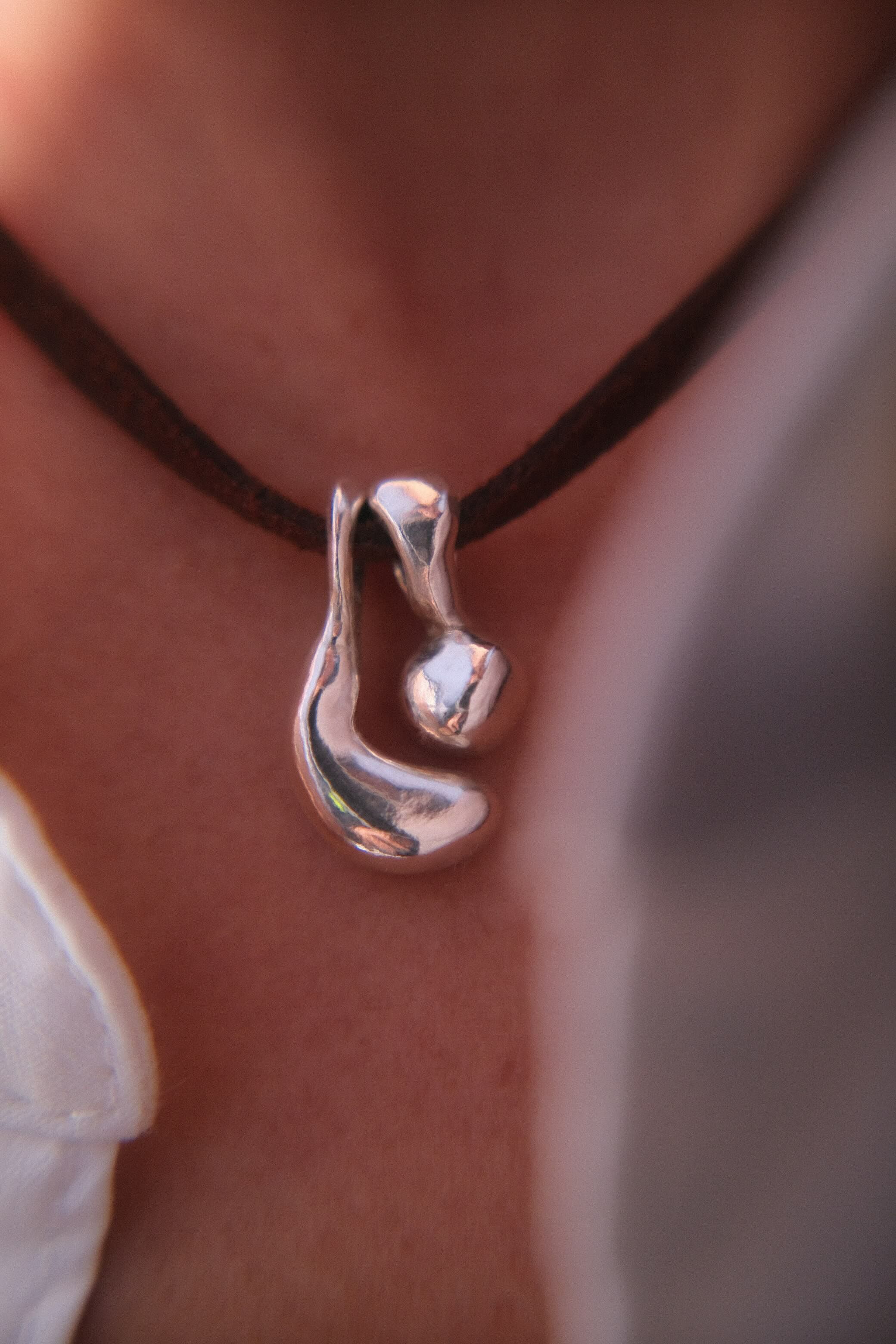 you&me necklace leather