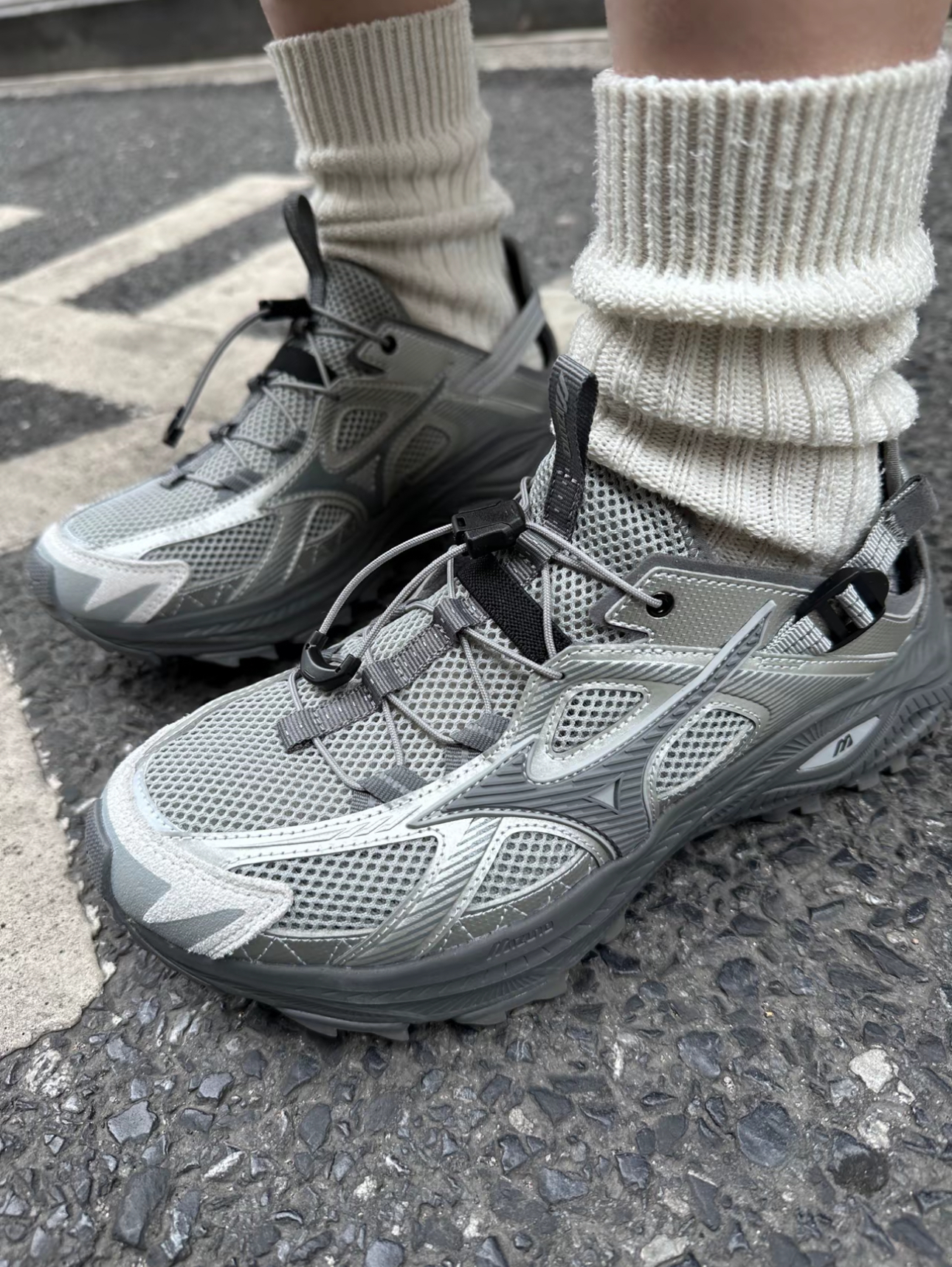 【Mizuno】Racer Trail SE Silver Grey レディース★D1GH241906 楽天市場】日本未入荷 ミズノ MIZUNO レーサー トレイル