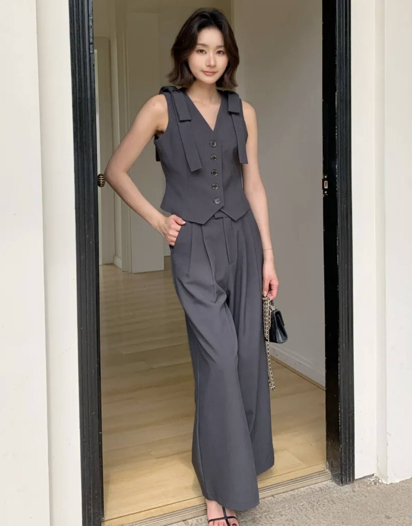 雙肩蝴蝶結V領排釦背心+西裝長褲S-L / 3色 (Elegant & Love)