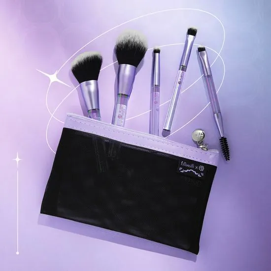 現 貨丨fillimilli x LEESLE edition 限量版化妝掃套裝 (附送化妝袋)