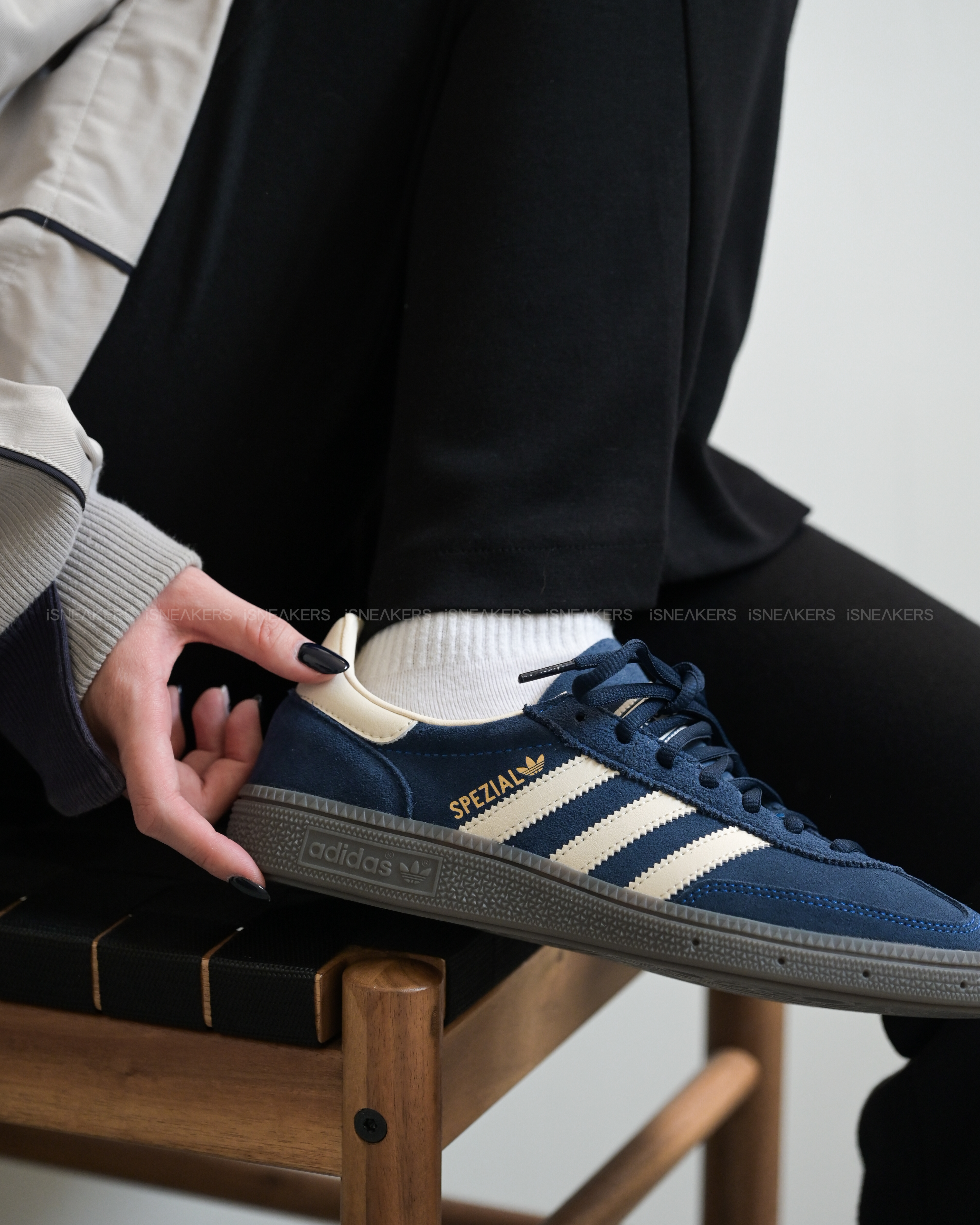 iSNEAKERS｜Adidas Handball Spezial "Night Indigo" 暗夜藍 IF7087