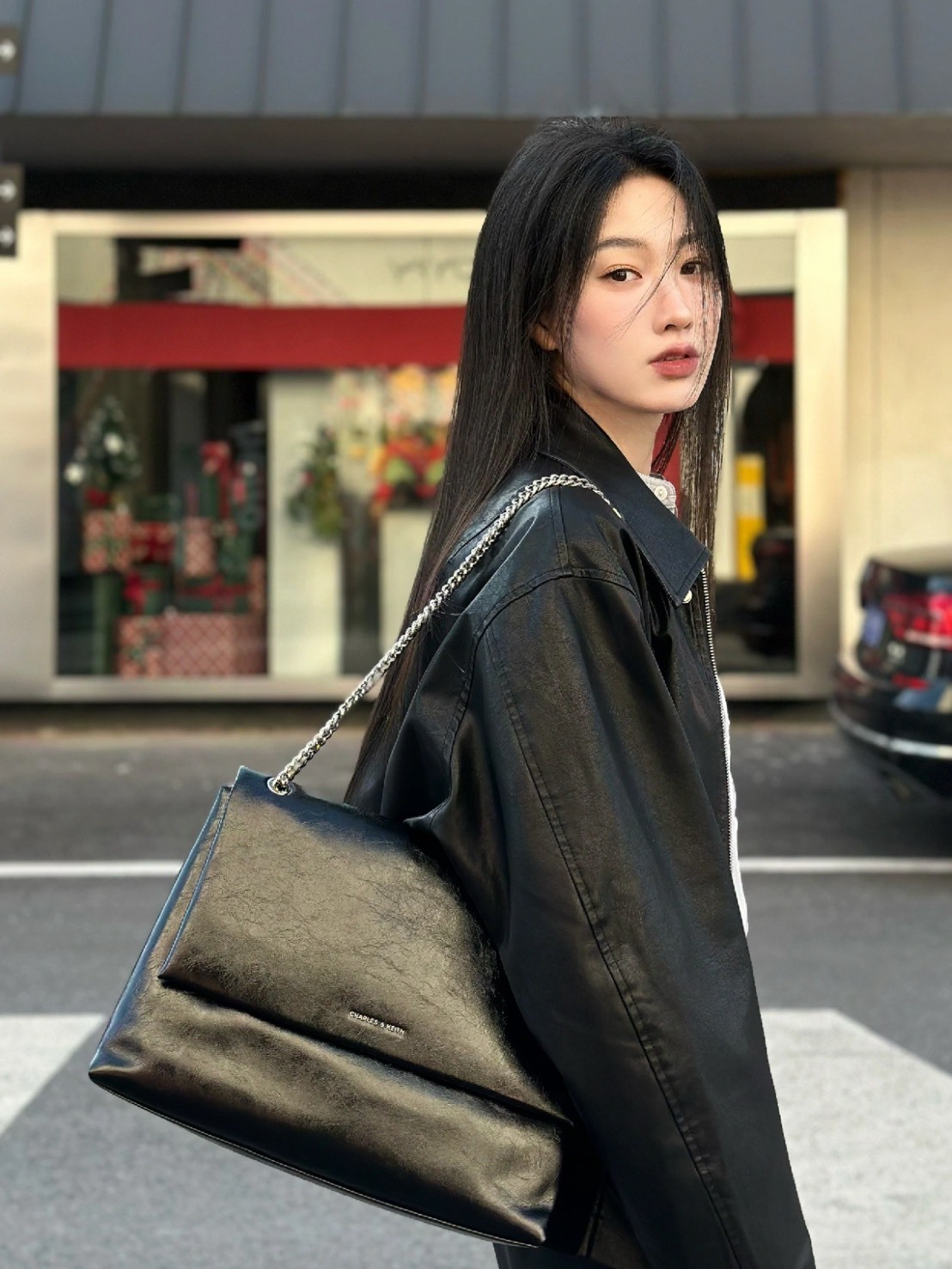 CHARLES & KEITH 小CK 大容量 郵差包 CK2-20271514