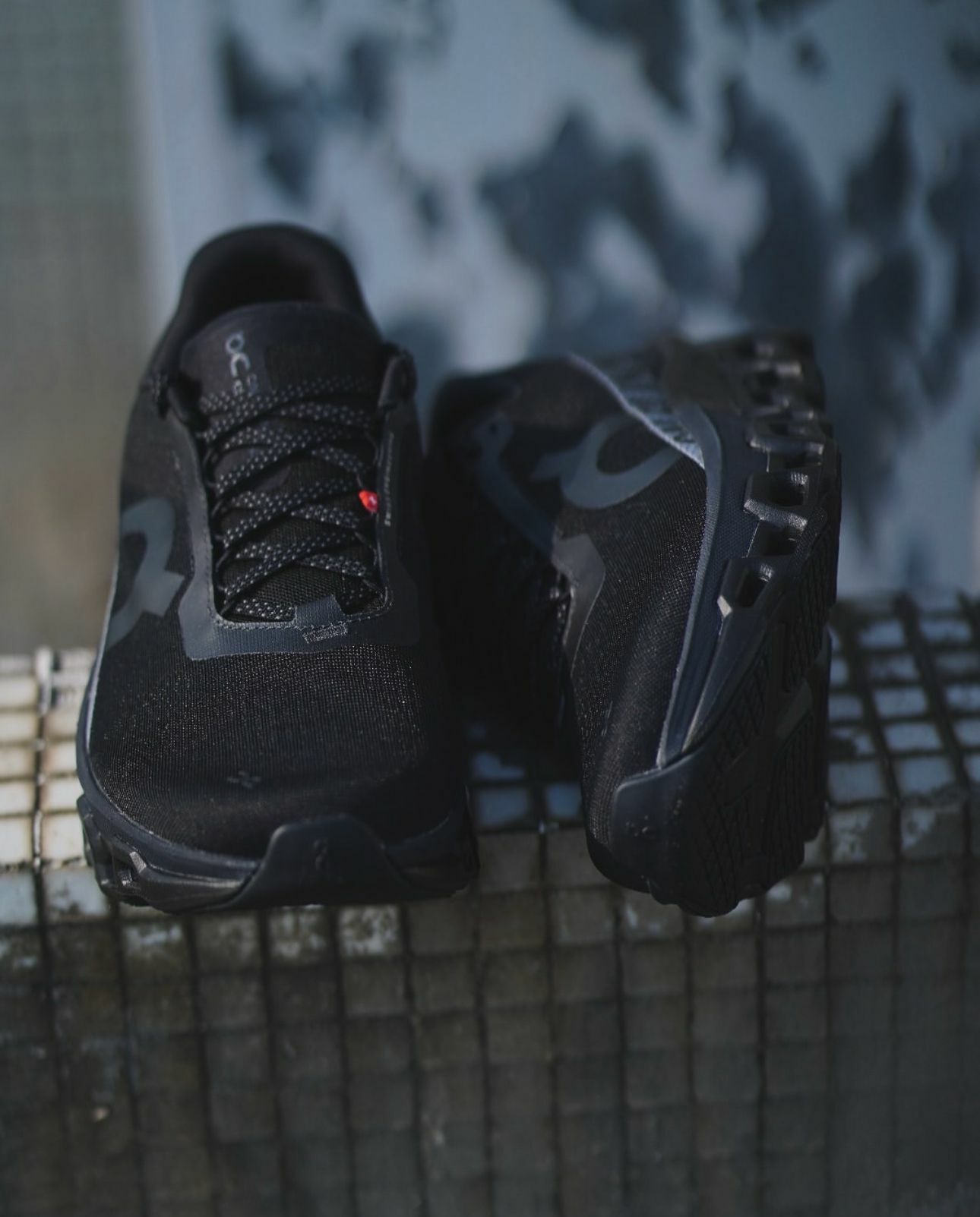 現貨| ON Cloudmonster 2 Black