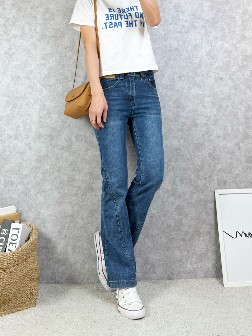 個性派3D裁線喇叭褲  ⚡️搶手貨 ⚡️