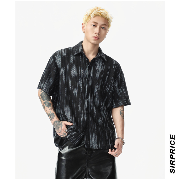 漸變花紋 簍空設計 短袖襯衫