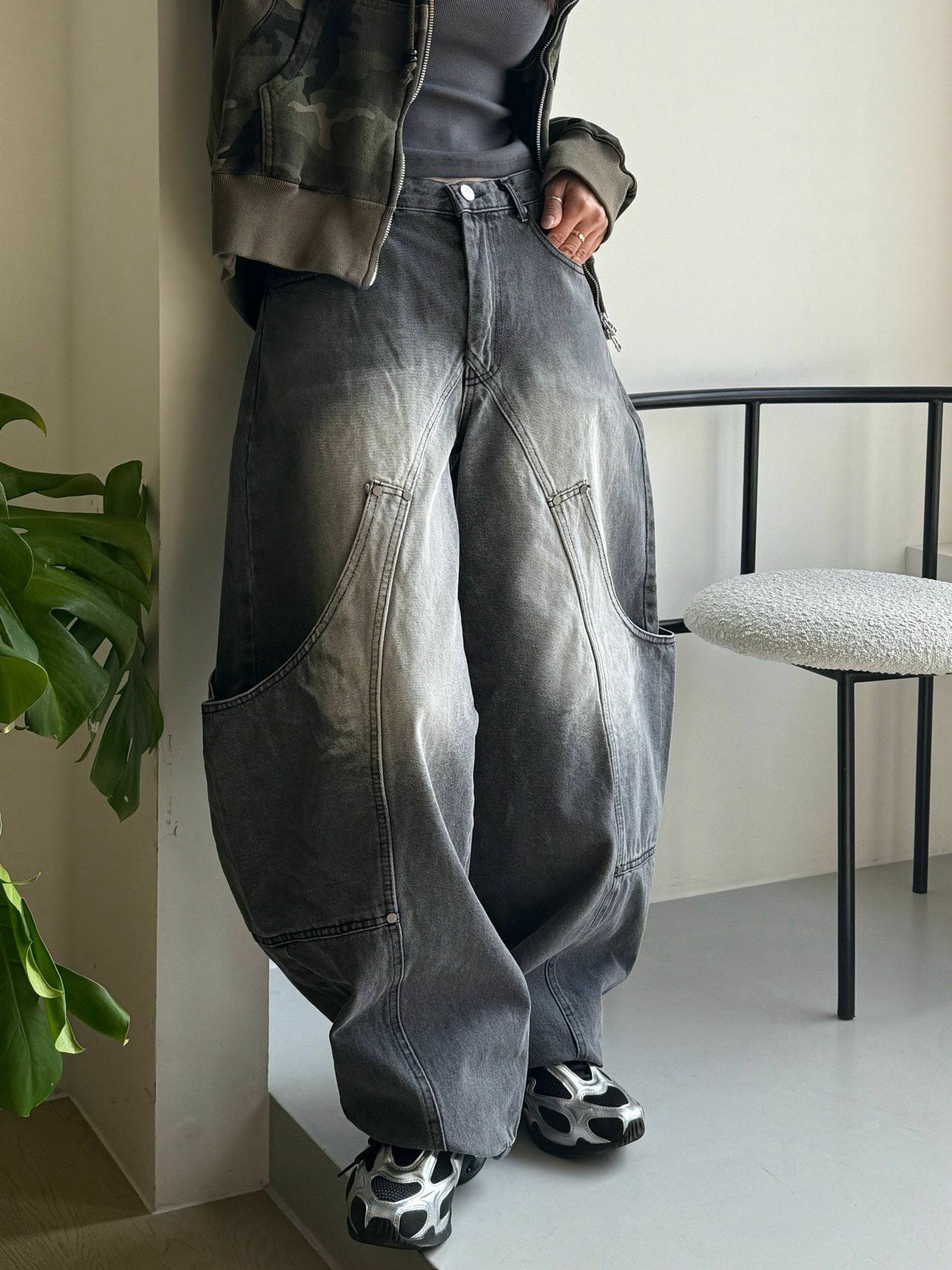 洗水鬆身牛仔褲 UNUSED-082P