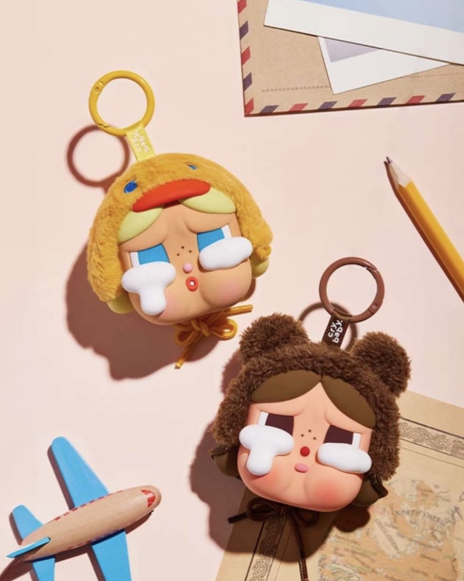 正版泡泡瑪特 POPMART 哭娃 Crybaby 悲傷俱樂部系列 毛絨耳機包 零錢包