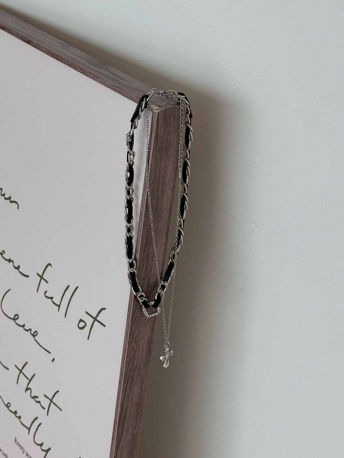 雙層疊帶⛓️ 設計感鎖骨鏈&十字架