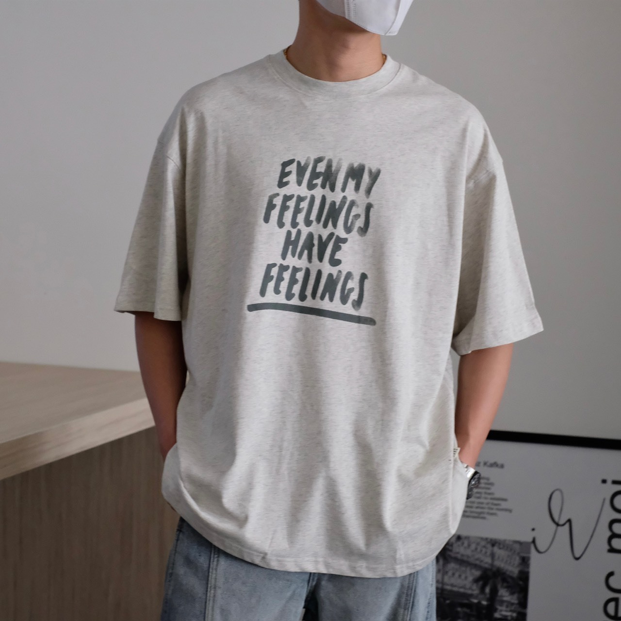 1200!!（現貨）售完不補 240G 韓系 復古 手寫 FEELINGS 短T