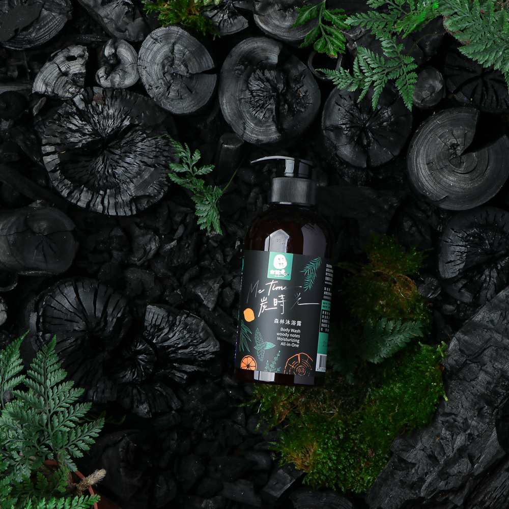 炭時光-木酢森林沐浴露 300 mL