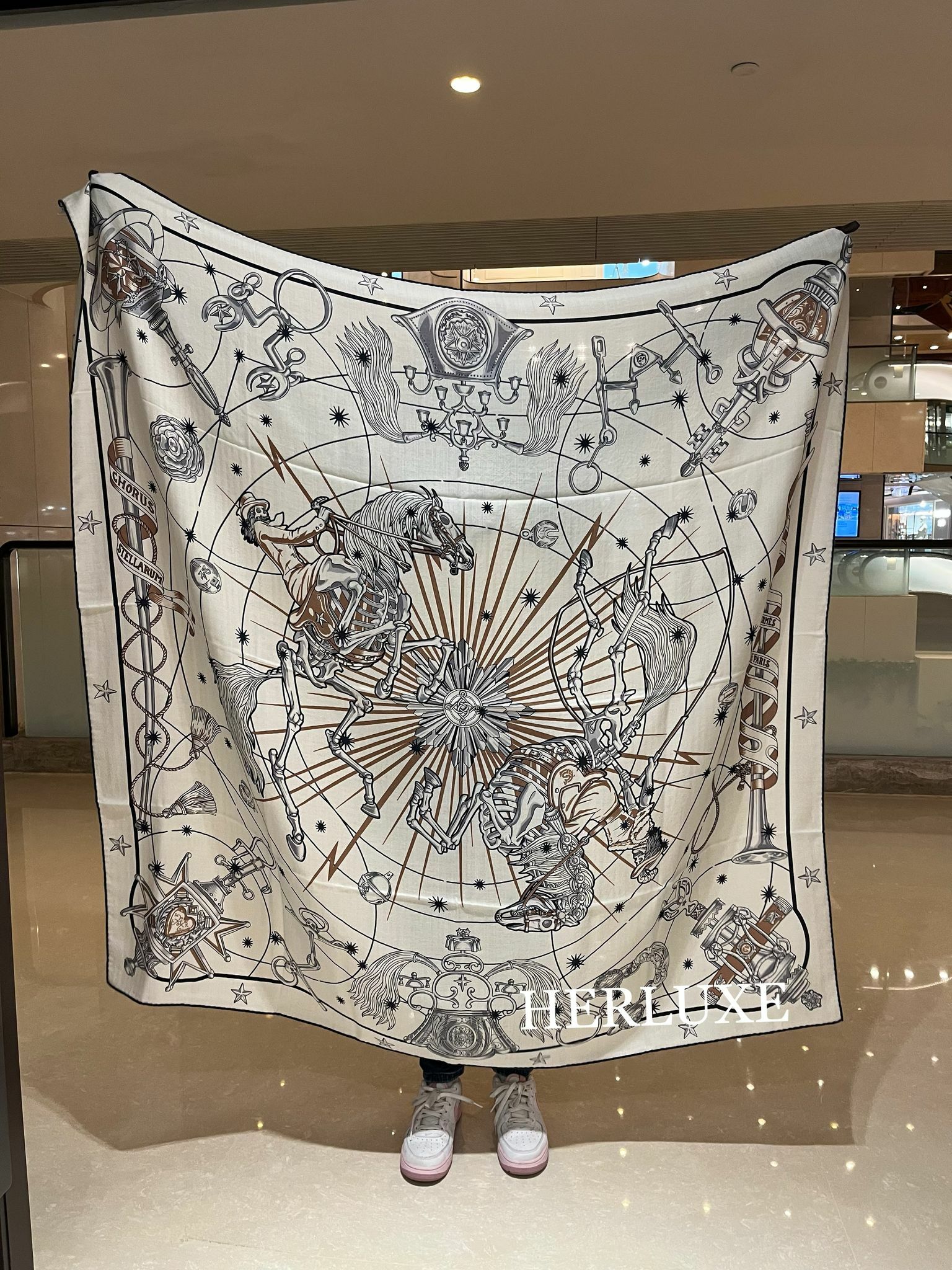 Chorus Stellarum shawl 140 blanc / marine / beige rose (70% cashmere,30% silk)