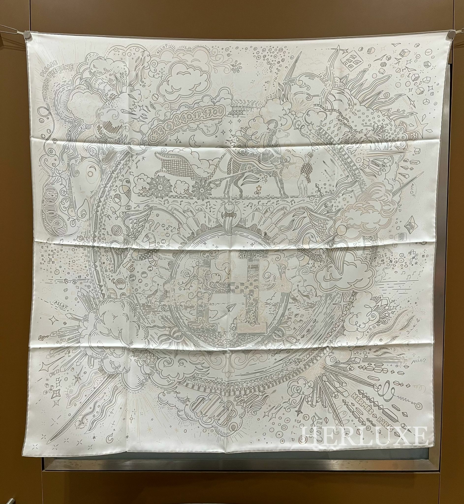 Please Hold The Line scarf 100%soie 90x90cm blanc / rose nacre / vert-de-gris