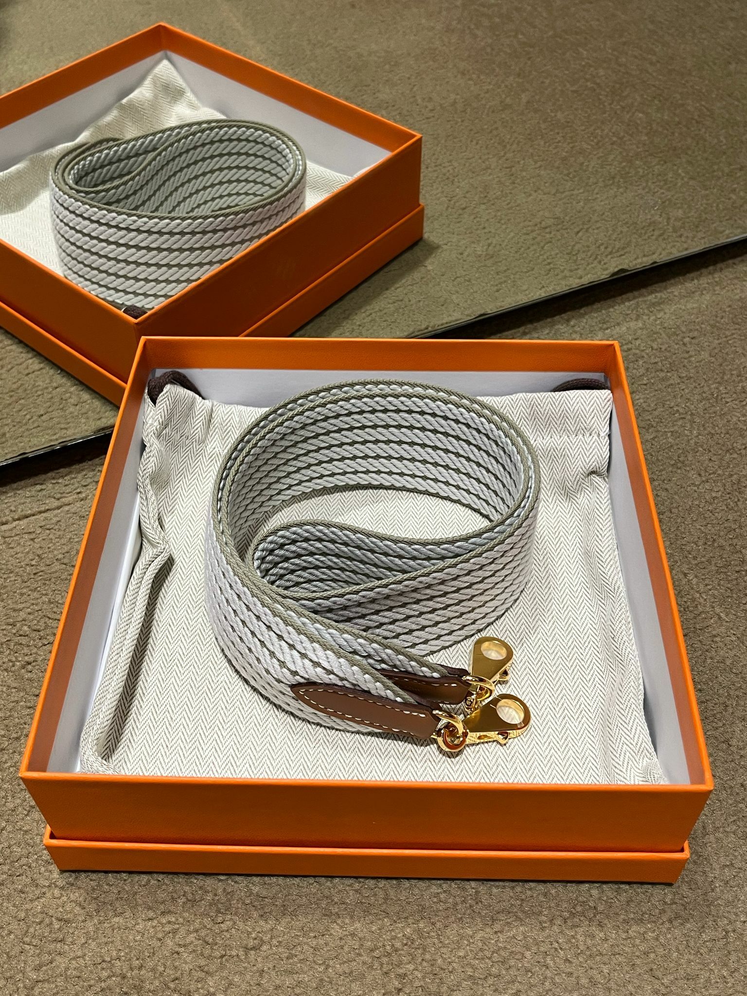 大扣肩帶 Bag strap 50mm x 85cm CC 白/灰綠