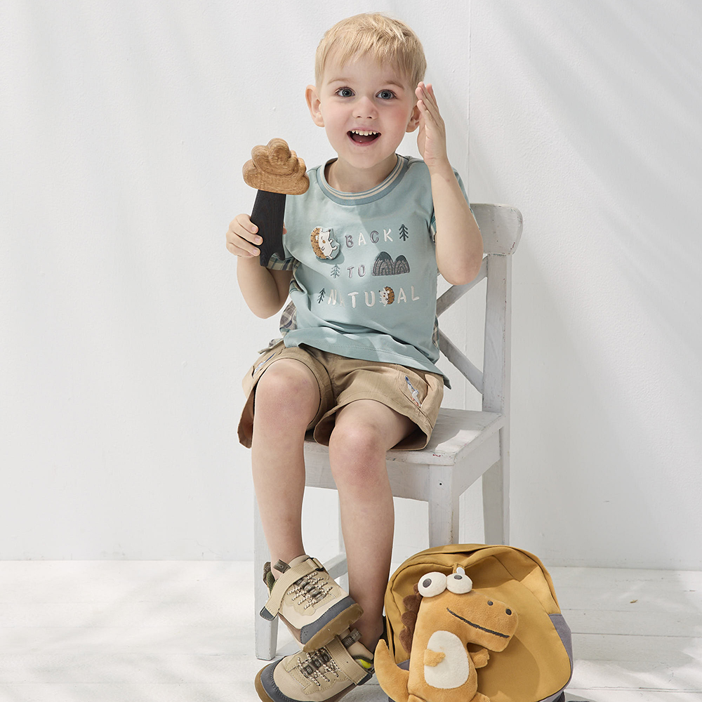 PIPPY清新格紋小刺蝟趣森林刺繡棉質彈性短袖上衣 灰綠