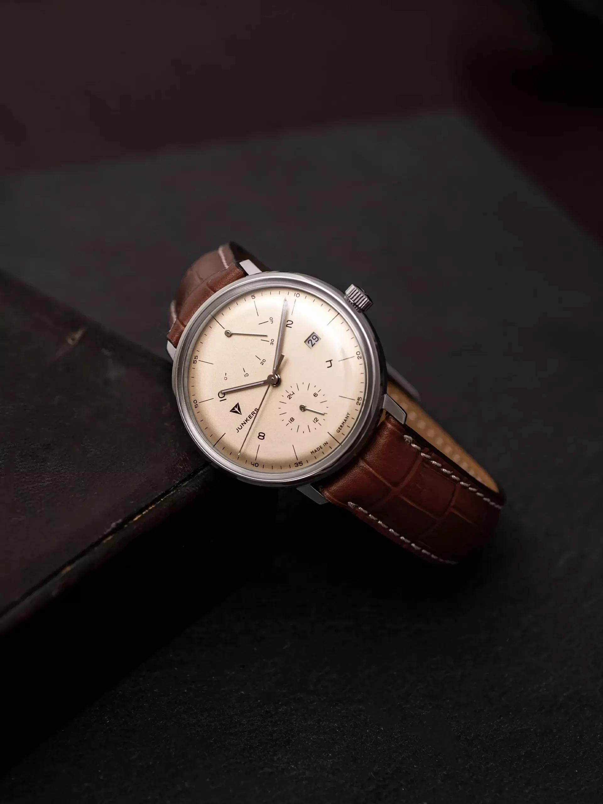 Bauhaus Power Reserve - No.911.01.05