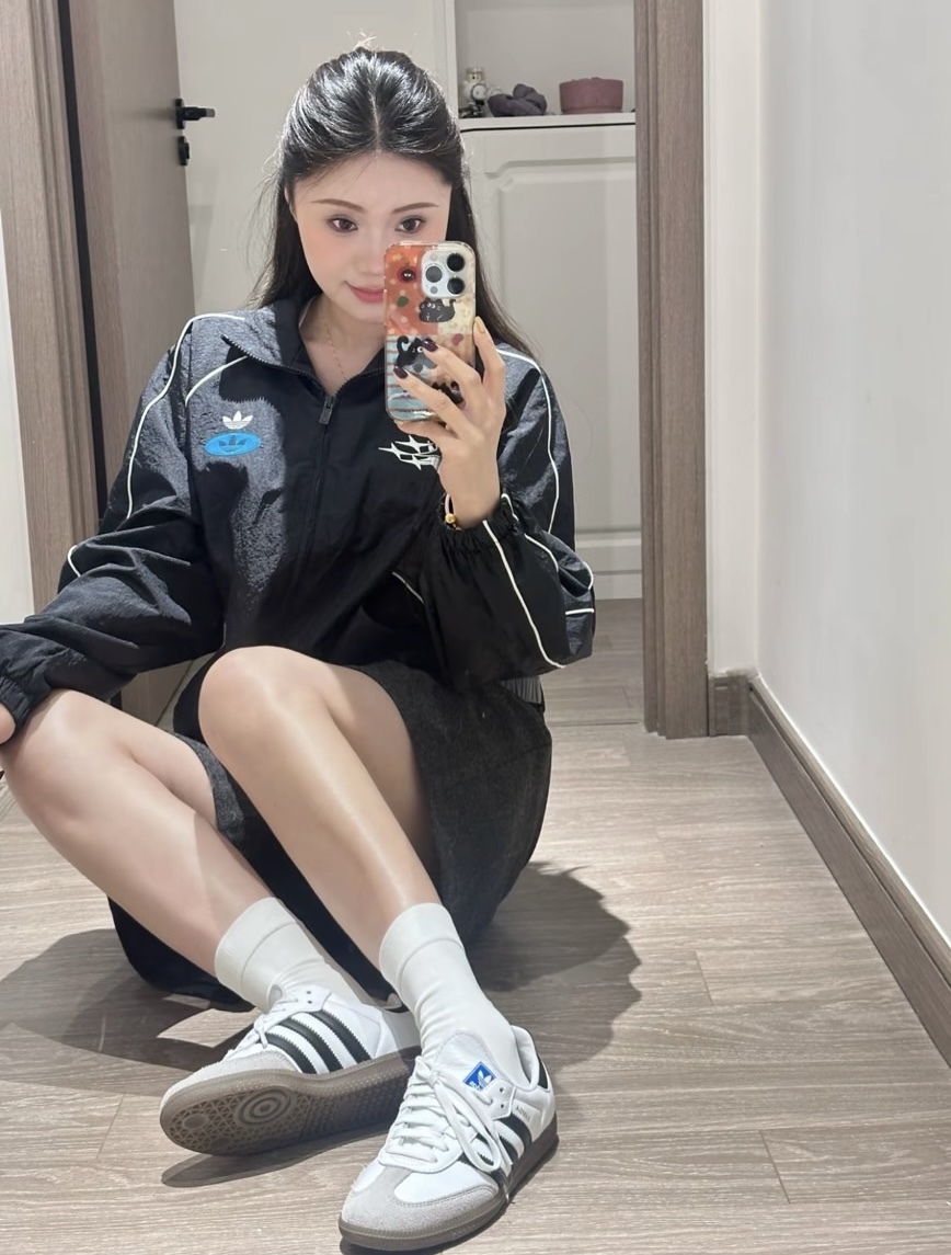 adidas キャディバッグ 黒 花柄 adidas キャディバッグ 黒/赤 - メルカリ